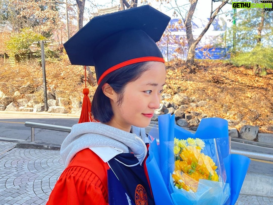 Park Han-sol - 2.4K Likes - 👩🎓