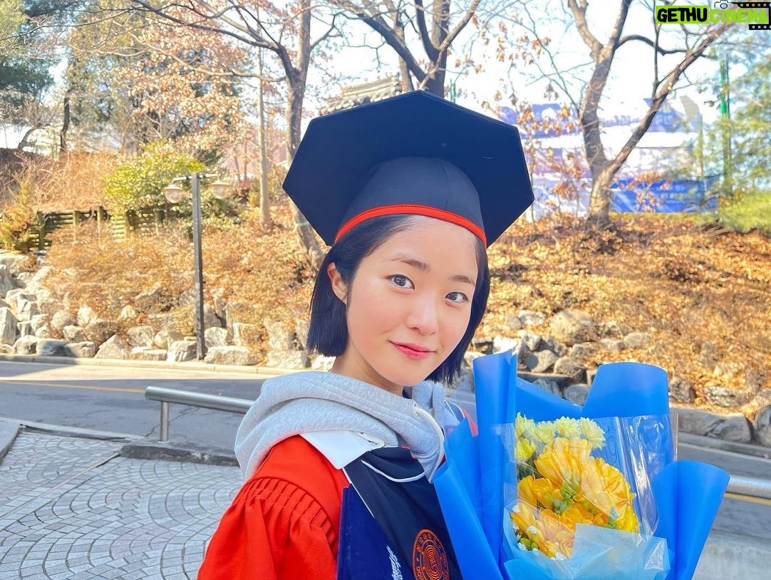Park Han-sol - 2.4K Likes - 👩🎓