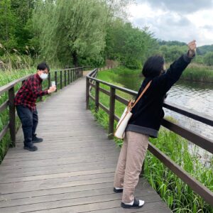 Park Han-sol Instagram - 사랑하는 오토바이와햄버거팀이 전주에서 대상과 왓챠상을 수상했습니다. 우리 모두의 사랑으로 만들어진 영화! 모두들 고생하셨고 사랑해요❤️❤❤️️❤️ #오토바이와햄버거 #전주국제영화제