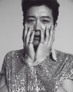 Park Hee-soon Instagram - #퍼스트룩  #1stlook  #박희순 #parkheesoon