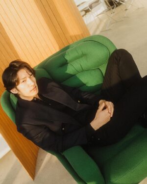 Park Hyeong-seop Instagram - @antweekly