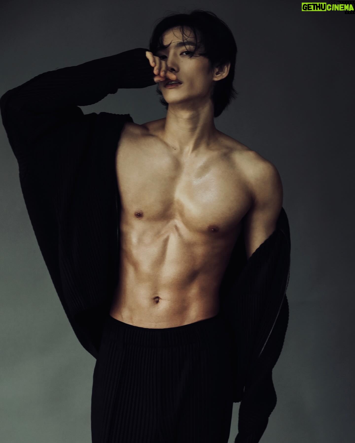 Most liked Instagram photo of Park Hyeong-seop