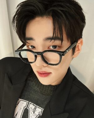 Park Jae-chan Instagram - 😎