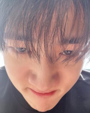 Park Jae-chan Instagram - 작품명: 너무 더워서 화가난 밀양 박씨.
