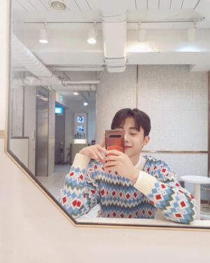 Park Ji-bin Instagram - 어제