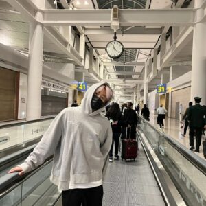 Park Ji-bin Instagram - 간다 #Qatar ✈️