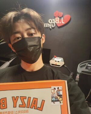 Park Ji-bin Instagram - 💪🫶