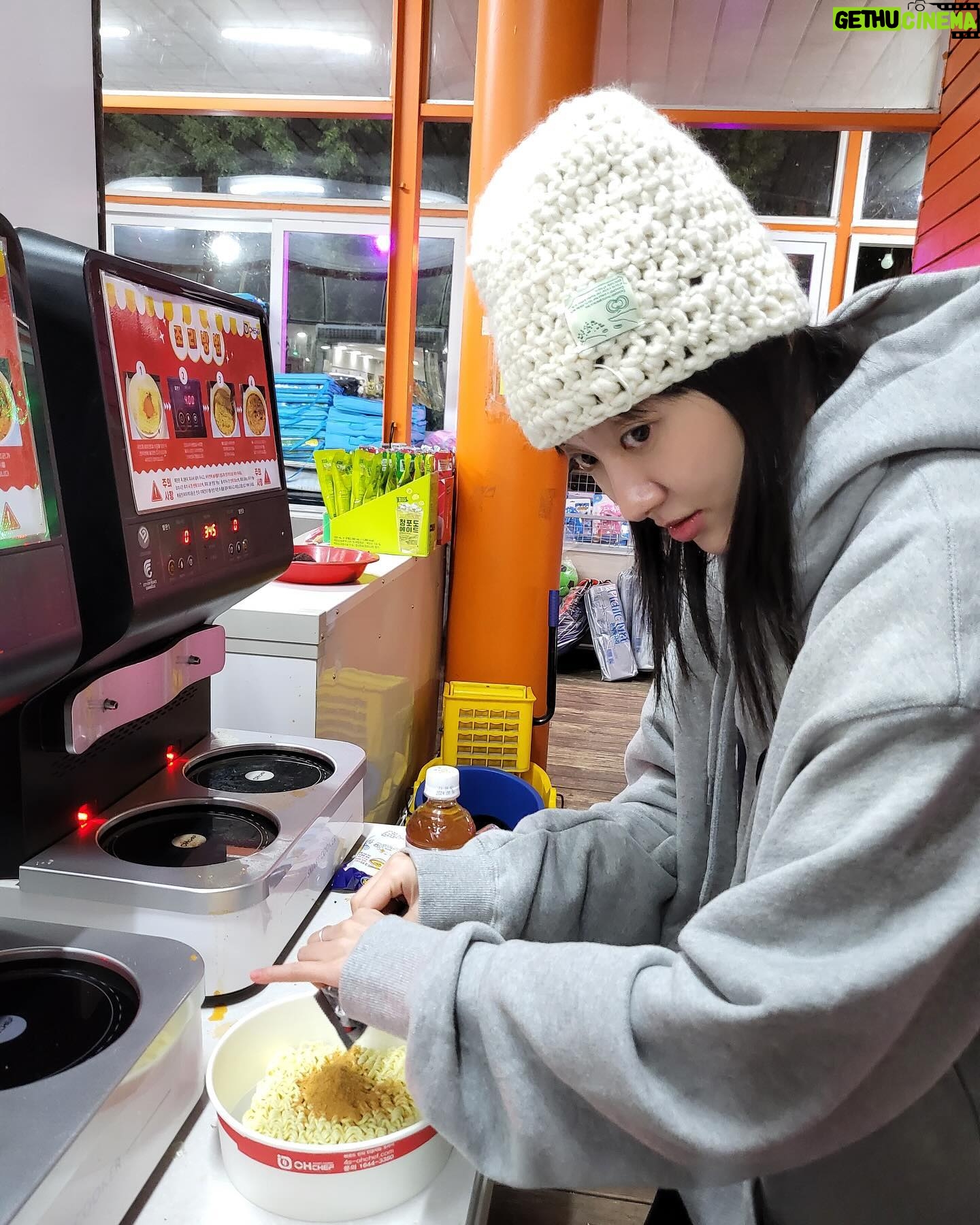 Park Joo-hee - 1.6K Likes - 진순🍜