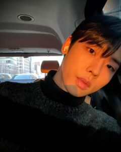 Actor Park Jung-woo HD Instagram Photos and Wallpapers April 2023