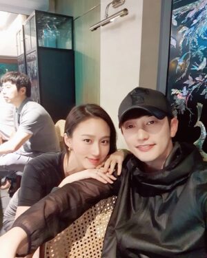 Park Si-hoo Instagram - 이번주 마지막 방송 기대해 주세요😊🤞
#바람과구름과비