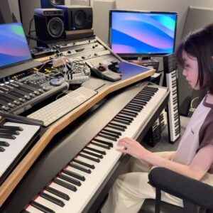 Park So-yi Instagram - 여기까지 밖에 (못쳐)
악보 본 게 아니라 틀릴 수 있어요 : )

’ Plave - 기다릴게 ‘