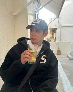 Park Sung-hoon Instagram - 🍹