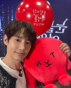 Park Sung-hoon Instagram - 굿바이🥲 눈물의여왕👑