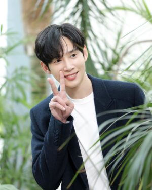 Park Sung-hoon Instagram - 유퀴즈!!온더블럭 오늘밤 8:45분🥰 tvN