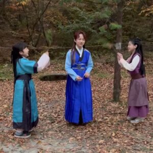 Actress Park Ye-rin HD Instagram Photos and Wallpapers May 2023