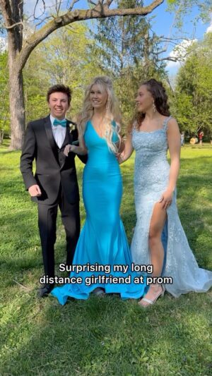 Parker Pannell Instagram - Her reaction makes it all worth it! ❤️ #longdistancerelationship #ldr #prom