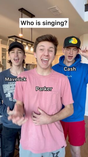 Parker Pannell Instagram - You have to look very closely 🧐 

#singing #musician #friends