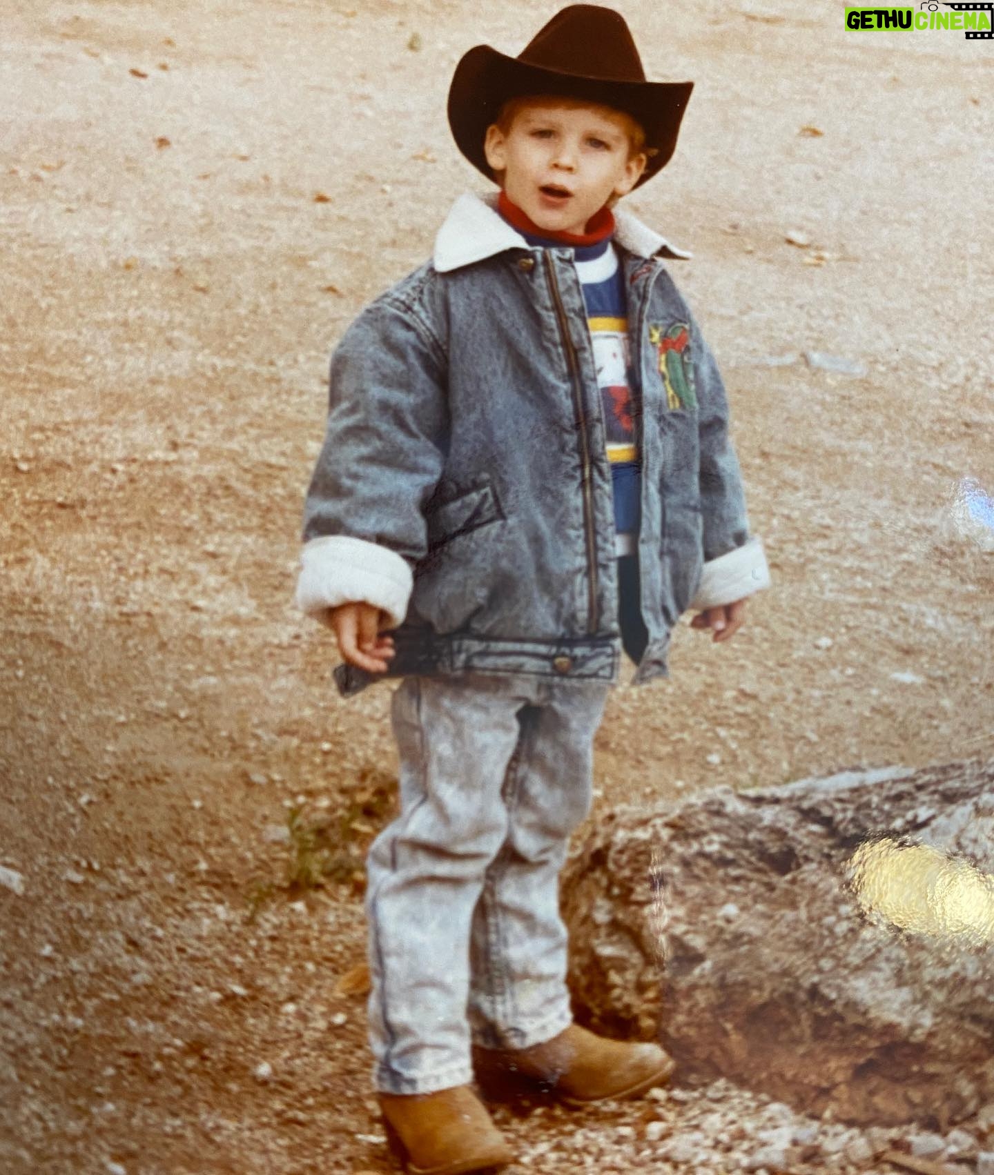 Parker Young - 7.9K Likes - 🤠