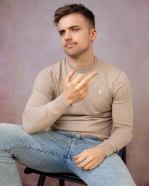 Parry Glasspool Instagram - FYI. Backwards-chair sitting is back in fashion. And if you disagree, you can check out number 3. Mic drop. Out! 

@dancollinsphoto