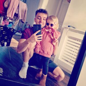 Parry Glasspool Instagram - Peace & Love ✌🏻