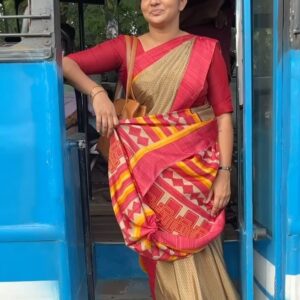 Actress Parvathy HD Instagram Photos and Wallpapers July 2024