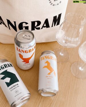 Pascal-Hugo Caron-Cantin Instagram - La bière pour vos terrasses qui s'en viennent, c'est @brasserietangram !

Une bière d'ici, brassée à Boucherville par un brasseur de générations. Elle vient en trois saveurs: La cheval de Troie (NEIPA), l'Ours mal lêché (IPA) et la Poule Mouillée (Session IPA). 

Elle est faite de 4 ingrédients bios (eau, céréales, houblon, levure) qui sont majoritairement québécois!

Pour les amateurs de IPA, mais surtout pour toutes celles et ceux qui aiment la bonne bière.

Dispo dans toutes les grosses chaînes et dans les dépanneurs spécialisés!

#Collab #Brasserietangram