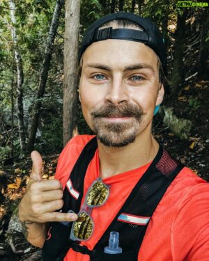 Pascal-Hugo Caron-Cantin Instagram - 80KM pour Leucan 🏃🏼‍♂️ 🏔 

La fin de semaine du 9-10 octobre, je vais courir 80KM dans les trails du @bromontultra avec l’équipe de @leucan 

Ça va être tout qu’un défi pour moi, mais rien comparé à ce que les enfants atteints de cancer surmonte à chaque jour. 

Je vais mettre un lien dans ma bio si vous voulez aller faire un don. C’est une magnifique cause, et ça va me donner l’énergie pour repousser mes limites! 💪🏼

Chaque dollar compte 😊