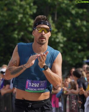 Pascal-Hugo Caron-Cantin Instagram - 👏 👏 2h48.38 au Marathon de Québec. Nouveau PB. 👏👏

Je me suis pointé au départ sans entraînement spécifique, sans repos, avec uniquement l’envie de m’amuser et de courir dans ma ville. Comme quoi des fois il ne faut pas se casser la tête.

Je continue à mettre mes idées en place et je vais faire un petit debriefing sur le @upikapodcast dans les prochaines semaines. 

Événement @jecoursqc impeccable, comme toujours. Merci de l’invitation!