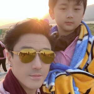 Passin Reungwoot Instagram - 🐍#2024 ขอให้ #ปีมะโรง เป็นปีที่ดี ของเราทุกคนนะครับ งูใหญ่เปรียบได้กับ ความคุ้มครอง ความยาว และ ความแกร่ง ขอให้คุณๆ จงมีรักที่อบอุ่น ซื่อสัตย์ หนักแน่น พร้อมจะโอบรัดเราด้วยหัวใจ เหมือนพญางูใหญ่
 ใครป่วยอยู่ จงหายได้ดังหวัง 
ไม่ว่าจะอาการหนักแค่ไหน 
ขอให้หายป่วยไข้อย่างปาฎิหารย์ สุขภาพดี มีอายุยืนยาว #HNY2024 #DaddyApassin 🔱 ภาพจากกิจกรรมแจกผ้าห่ม 1,000 ผืนกับ แฟนข่าว ทีวี360 ครับ