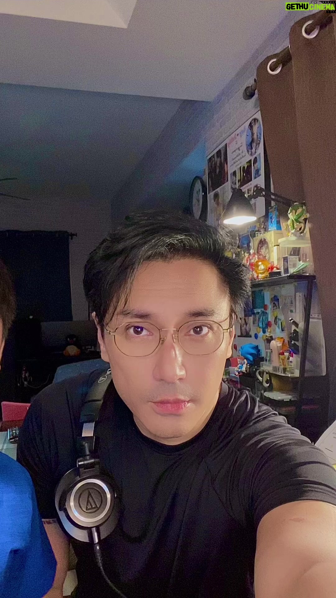 Passin Reungwoot - 0.9K Likes - ช่วงนี้ได้พัก ทำเพลงให้ฟังกันครับ
ฝากช่อง Youtube @daddyApassin #จักรวาลนฤมิตรด้วย นะครับ 🎼
เพลงยุค 90 #แต่งเองร้องเองฟังเอง