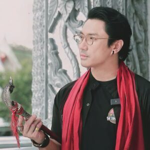 Passin Reungwoot Instagram - #ปู่อือลือราชา พญานาตที่นี่มี identity ที่แตกต่างกันอย่างชัดเจน เสมือนมีชีวิต ทุกองค์สีเดียวกันคือ สีขาว แบบงานปูนปั้น สมัย คันธาระ  อุทยานพญานาค ตรงข้าม #วัดดอนใหญ่ ลำลูกกาคลอง8 #ตามรอยนาคราช บวงสรวง 10 เดือน 7 (เรียนเชิญผู้ศรัทธามาร่วมพิธีได้ครับ )
