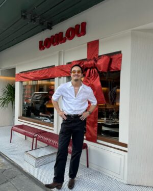 Patara Eksangkul Instagram - @loulou.bkk เปิดอย่างเป็นทางการแล้วครับ ขอบคุณเพื่อนๆพี่ๆน้องๆ ทุกคนที่มาวันนี้ทุกคนเลย ขอบคุณมากมาก ขอบคุณเพื่อน @inkwaruntorn ที่ยอมมาร้องเพลงให้ // ต่อจากนี้ ร้านของเราพร้อมให้ทุกคนเข้ามาลองอย่างเต็มระบบ มา มากันให้หมดเลย !!