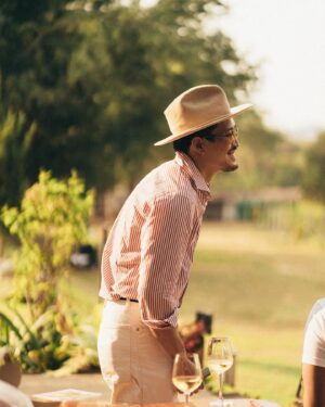 Patara Eksangkul Instagram - เก็บตกภาพจากงานแต่งมาแล้ว ส่วนกระเป๋าตังที่ตกไปยังไม่ได้คืนมา #hermanhisnatty