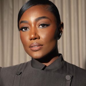 Patina Miller Instagram - Last nights glam for some last minute Oscar's fun before I head home and back to work. Love LA more every time I'm here...thanks for having me @giorgioarmani and @mptf ✨✨

Hair: @hairbyromorgan 
Face: @karinamilan__ 
Style: @yaelquint 
Suit: @giorgioarmani archive via @clothed_la 
Shoes: @gucci via @albrightfashionlibrary 
Jewelry: @graceleedesigns, @suzannekalan 
📸: @cindygromero