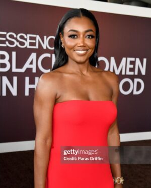 Patina Miller Instagram - Thank you @essence for thee most perfect afternoon celebrating black women! ❤️❤️ The room and energy was insane! 

Glam ✨❤️

Hair: @hairbyromorgan 
Face: @karinamilan__ 
Styling: @yaelquint 
Dress: @oscardelarenta via @albrightfashionlibrary 
Clutch: @oscardelarenta 
Shoes: @ysl 
Jewels: @josephsaidianandsonsjewelry 
📸: @cindygromero