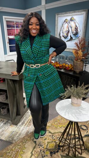 Patrice Covington Instagram - Day 2…made it through. All imma say is…I really wanna see a blooper reel at the end of my time here! 😂 @hrswavy is a good time! 757, y’all watching? 

This cute vest is by my sweet soror (that I do not know personally but in 100% love with her fashions!) @kahlanabarfield for @target. 

👟 Retro Jordan 1  Pine Greens 💚