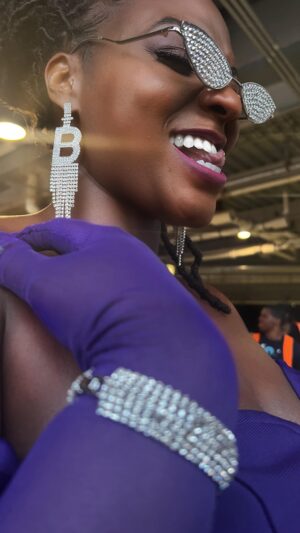 Patrice Covington Instagram - Uncle Johnny made my dress. 🪩✨
•
•
•
The time of my life was had! It’s truly the greatest show on Earth. I have seen every last one of her tours and still it’s always a great idea. AND I got to experience this in my favorite city! CHICAGO! 🤸🏾‍♀️ I left inspired, happy, and wishing I had me a silver glittery horse to float around on. She’s just….✨✨✨✨
•
•
•
#dontbeastarbeagalaxy #sangtrice #chicago #renaissanceworldtour #beyonce #beyonceconcert #soldierfield #bey