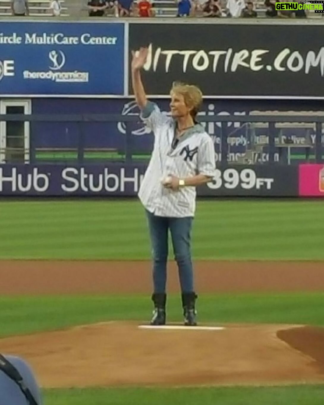 Patricia Cornwell - 678 Likes - Throwing the first pitch…
