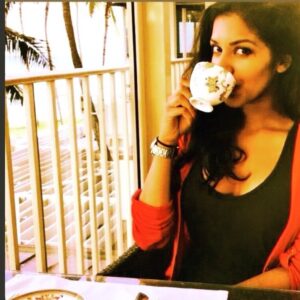 Patricia Isaac Instagram - In honor of #nationalteacupday ☕️ Happy Friday Friends ❤️

#whostartedthis #😏