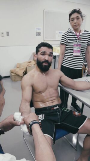 Patricio Freire Instagram - 🇧🇷⚔️ It may not have been his night but @patriciopitbull is resolved to come back stronger! #BellatorXRizin #SuperRizin2