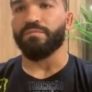 Patricio Freire Instagram - 🎙️ "Borrachinha não perde pra ninguém"

Paulo Borrachinha fez parte do seu camp na academia de Patrício Pitbull em Natal, e o campeão do Bellator prevê nocaute sobre Khamzat Chimaev no UFC 294, em Abu Dhabi, dia 21 de outubro.

O podcast Trocação Franca vai ao ar toda semana no Spotify, iTunes e outras plataformas -- e tem link na minha bio. 📻

🔗 @patriciopitbull @borrachinhamma #bellator #ufc #lutas #esportes #sports #fight #combate #mma #podcast