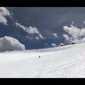 Patrick John Flueger Instagram - 🎿 ••
• #ThisMightHaveBeenFunAsTheHell  #Breckenridge