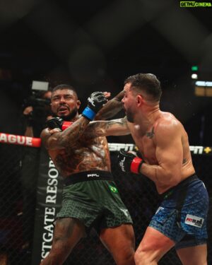 Patricky Freire Instagram - Fala, galera. O que acharam da luta?
As coisas não saíram como eu planejava, mas uma coisa vocês podem ter certeza: sempre vou entregar tudo de mim.

Obrigado @brunorobusto pela guerra e ter me proporcionado uma luta como essa.

Vamos pra próxima. Ainda tenho muitas batalhas pra travar.

Hi guys. What did you think of the fight?
Things didn’t go as planned, but one thing you can be certain: I’ll always give everything I’ve got.

Thank you @brunorobusto for the war and for giving me a fight like this one.

On to the next one. I still have a lot of battles to fight.
