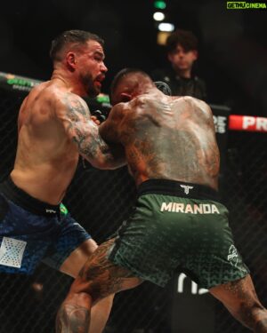 Patricky Freire Instagram - Fala, galera. O que acharam da luta?
As coisas não saíram como eu planejava, mas uma coisa vocês podem ter certeza: sempre vou entregar tudo de mim.

Obrigado @brunorobusto pela guerra e ter me proporcionado uma luta como essa.

Vamos pra próxima. Ainda tenho muitas batalhas pra travar.

Hi guys. What did you think of the fight?
Things didn’t go as planned, but one thing you can be certain: I’ll always give everything I’ve got.

Thank you @brunorobusto for the war and for giving me a fight like this one.

On to the next one. I still have a lot of battles to fight.