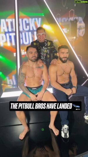 Patricky Freire Instagram - The Pitbull Bros will be by each other’s side 𝐀𝐋𝐖𝐀𝐘𝐒

Former Bellator Lightweight World Champion @patrickypitbull starts his Million Dollar Journey this Friday 🏆💰

[ #PFLRegularSeason | Friday , April 12th | 9PM ET | 🎟️in bio ]