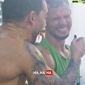 Patricky Freire Instagram - SÓ PITBULL BRAVO 😤🔥

Olha como foi a visita do @willianvlogs_ aqui na Pitbull Brothers, será que ele apanhou? 😂😂😂

O vídeo completo está no nosso canal do YouTube, assiste lá. Link nos stories.

#influencer #mma #bjj #kickboxing #boxe #apanhou
