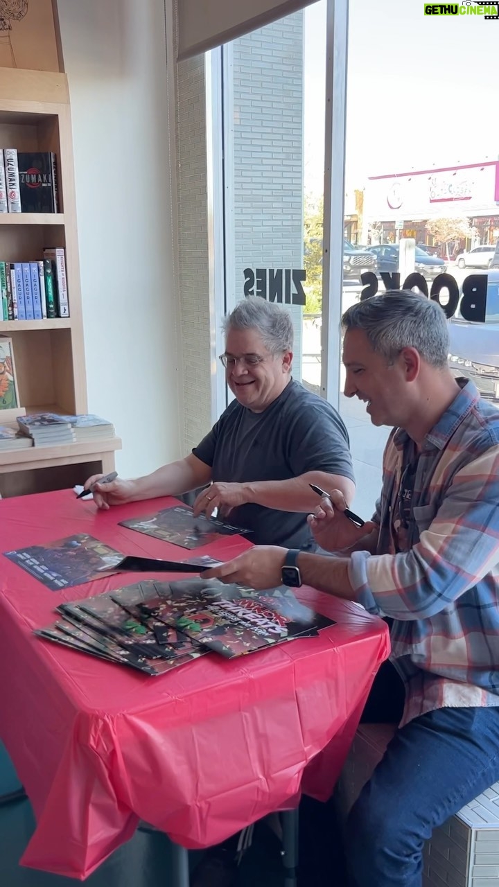 Patton Oswalt - 668 Likes - An inside look at yesterdayās signing for the latest Minor Threats. So many cool people (and puppies š¶) came by @theshq !
More LA area signings coming š
#minorthreats #darkhorsecomics #thealternates #newcomicbookdaywednesday #newcomicbookday #ncbw #ncbd #pattonoswalt #jordanblum #readmorecomics #newcomicsthisweek #comicbooksigning #bulldogmoments #comicsigning