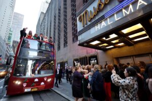 Paul Campbell Instagram - Still can’t believe what an extraordinary event @hallmarkchannel threw in NYC last week to kick off their Countdown to Christmas. So honored to have been a part of it and I can’t wait for everyone to see the slate of movies Hallmark has put together this year. Consider the bar raised! HUGE thank you to everyone who made this possible. It was a truly unforgettable evening. 

#countdowntochristmas #threewisemenandababy #hallmarkchannel