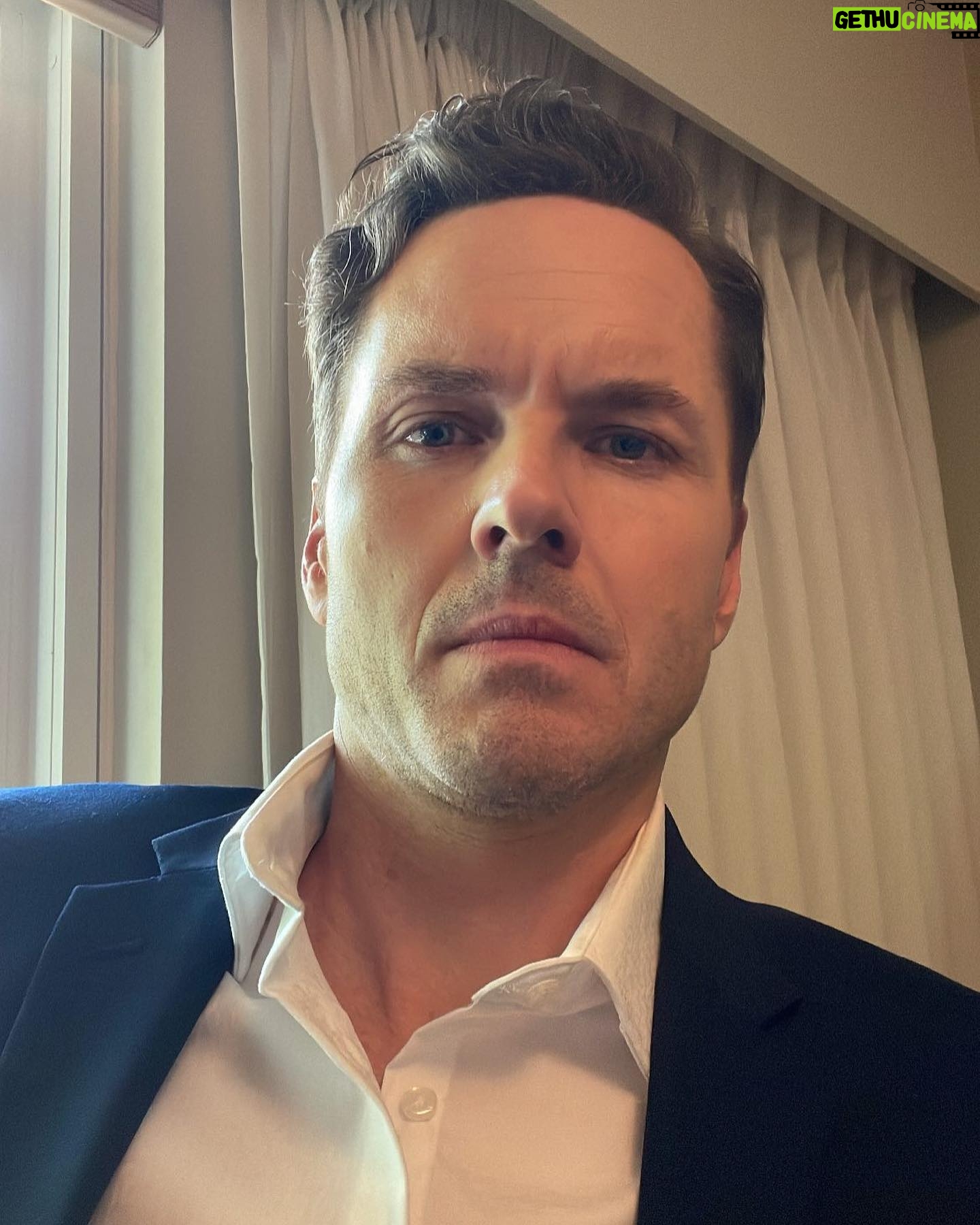 Paul Campbell - 2K Likes - Back on set. Day 1. Super serious business.