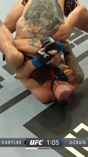 Paul Craig Instagram - #OnThisDay in 2022 @paulcraig added ANOTHER triangle choke to his résumé at #UFCLondon 🐻🏴󠁧󠁢󠁳󠁣󠁴󠁿